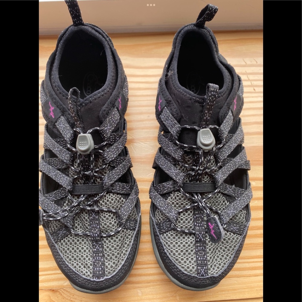 Chaco Outcross Evo 1 water /hiking shoe size 8